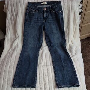 Levi's Dark Blue CURVY, BOOT CUT Women's Jeans, SIZE 10L.